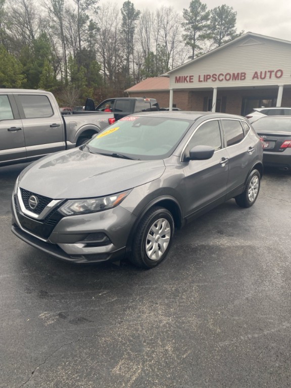 2020 Nissan Rogue Image 1