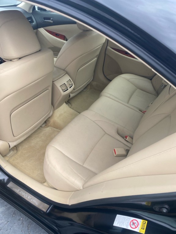 2007 Lexus ES Image 8