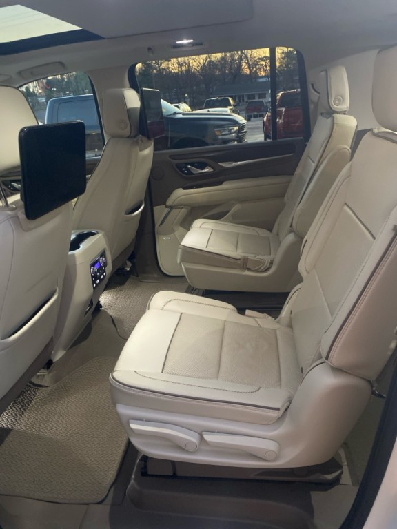 2021 GMC Yukon Image 8