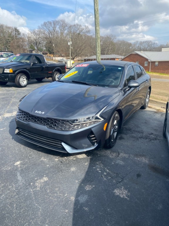 2022 Kia K5 Image 1