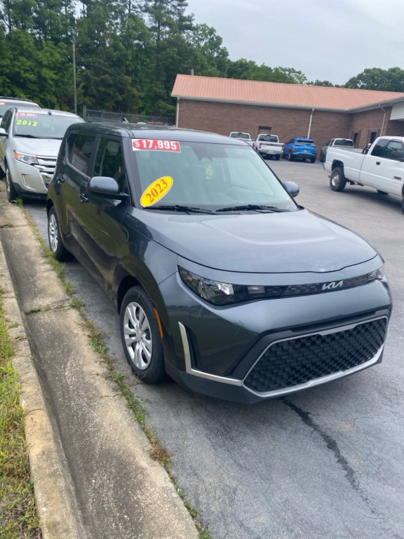 2023 Kia Soul Image 3