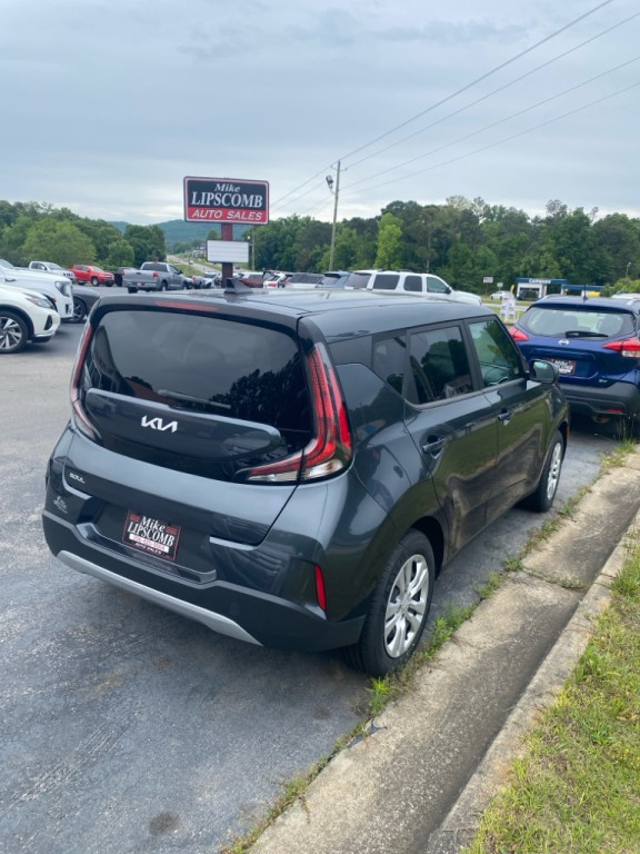 2023 Kia Soul Image 4