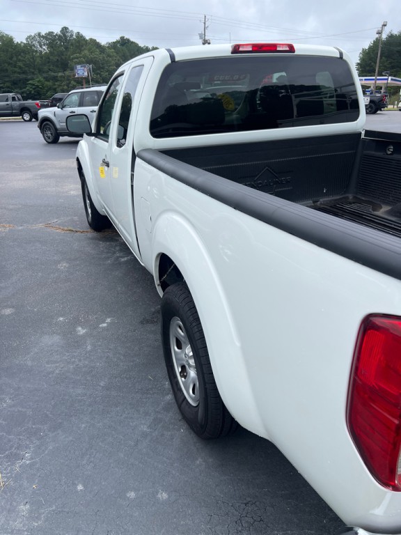 2014 Nissan Frontier Image 6