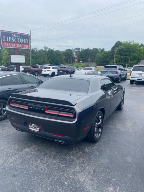 2019 Dodge Challenger Image 4