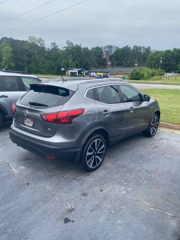 2017 Nissan Rogue Image 4