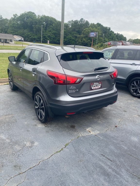 2017 Nissan Rogue Image 6