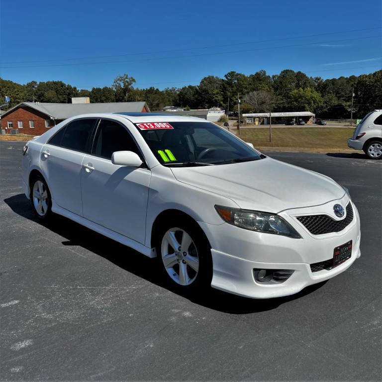 2011 Toyota Camry Image 3