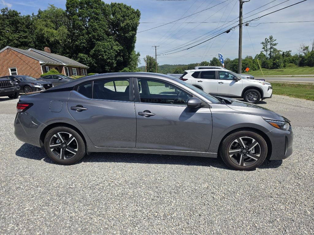 2024 Nissan Sentra Image 2