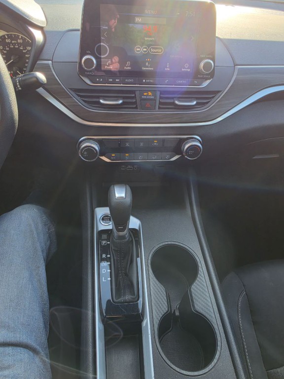 2025 Nissan Altima Image 15