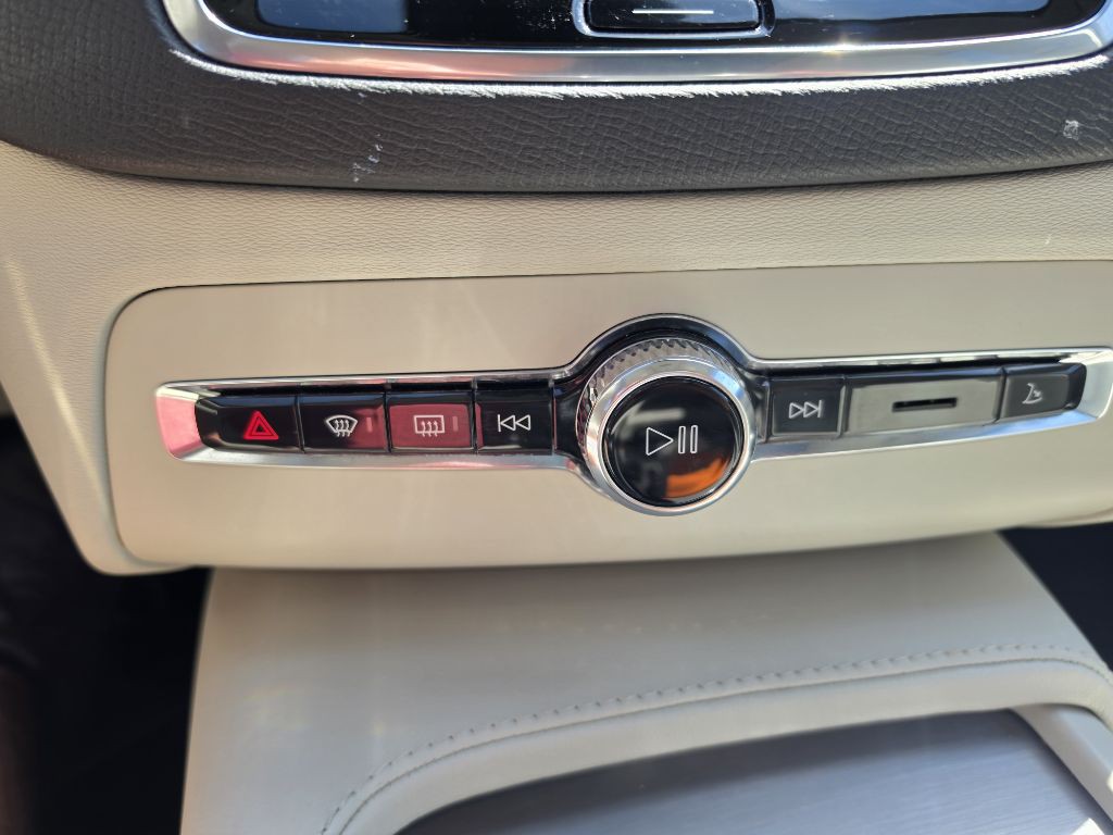 2023 Volvo XC90 Image 20
