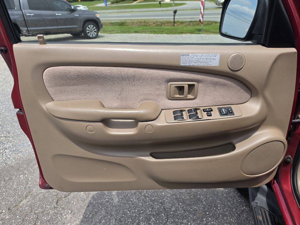 2002 Toyota Tacoma Image 6