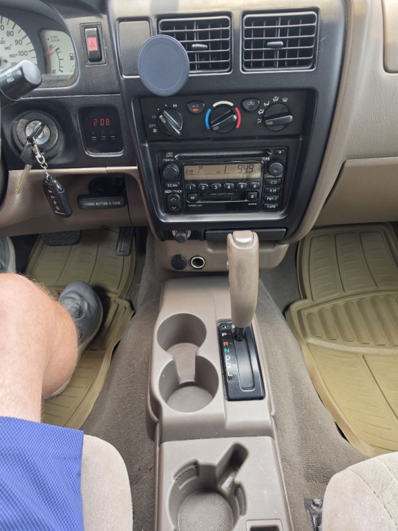 2002 Toyota Tacoma Image 11