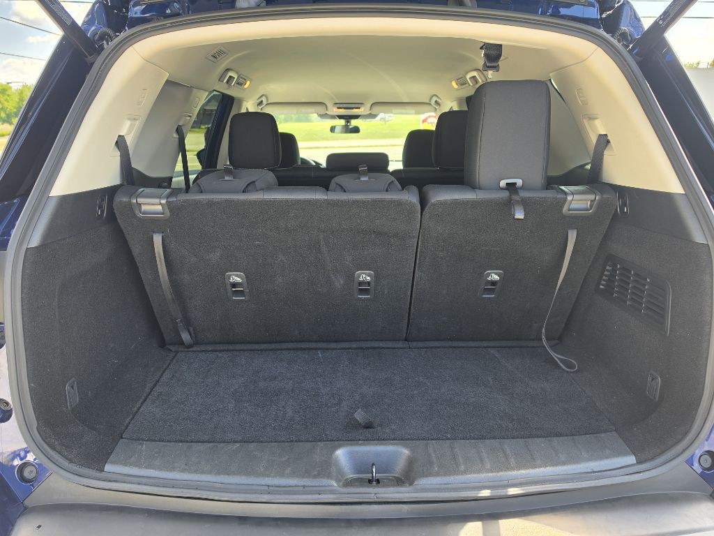 2025 Nissan Pathfinder Image 2