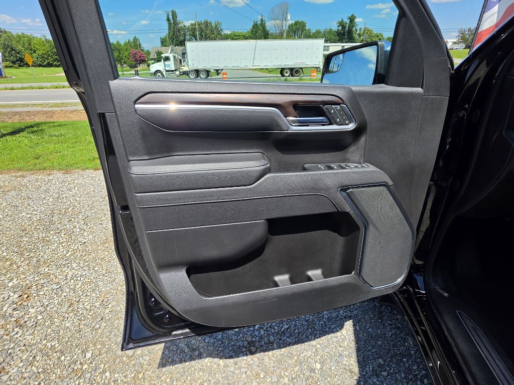 2025 GMC Sierra Image 7