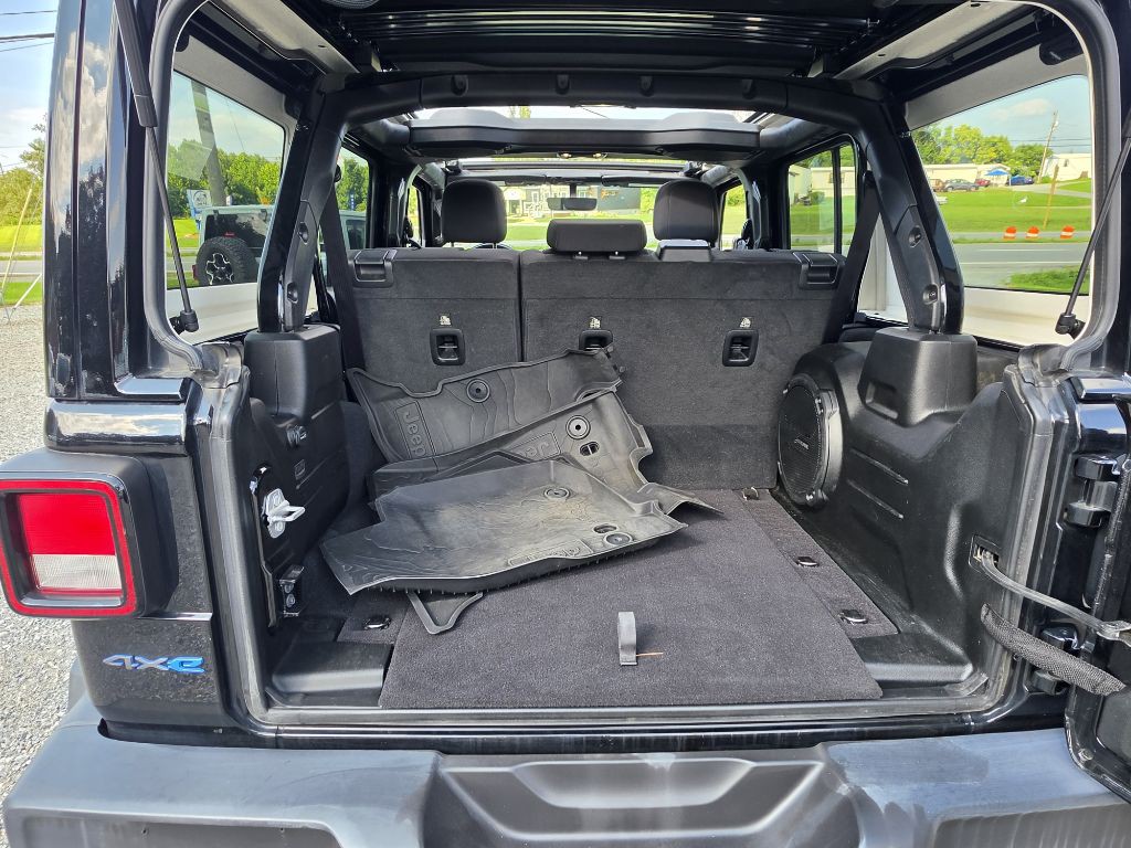2023 Jeep Wrangler Image 4