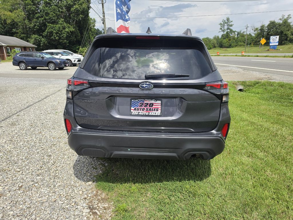 2025 Subaru Forester Image 5