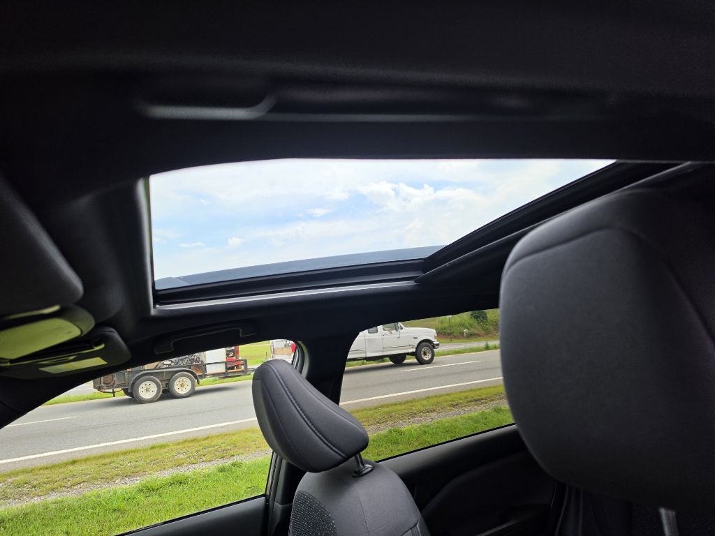 2025 Subaru Forester Image 9