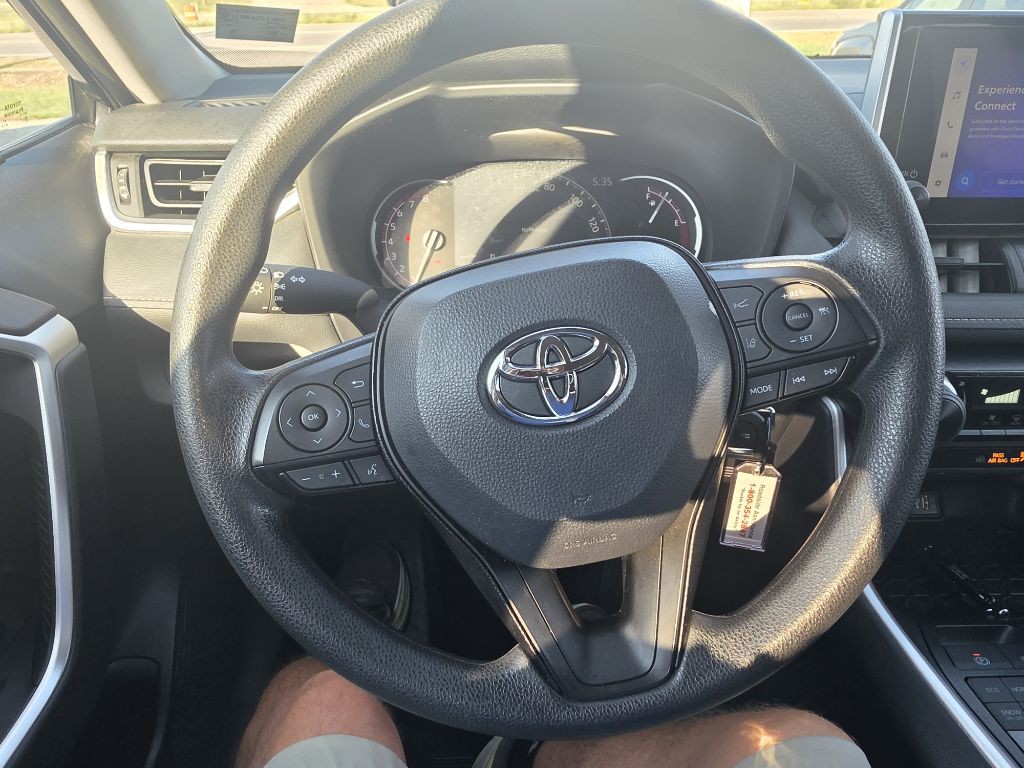 2025 Toyota Rav4 Image 11