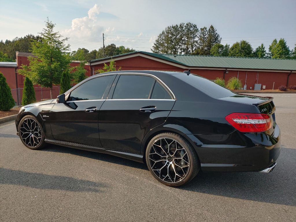 2010 Mercedes-Benz E-Class Image 26