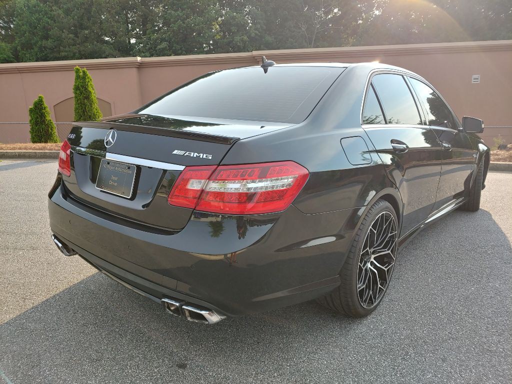 2010 Mercedes-Benz E-Class Image 29