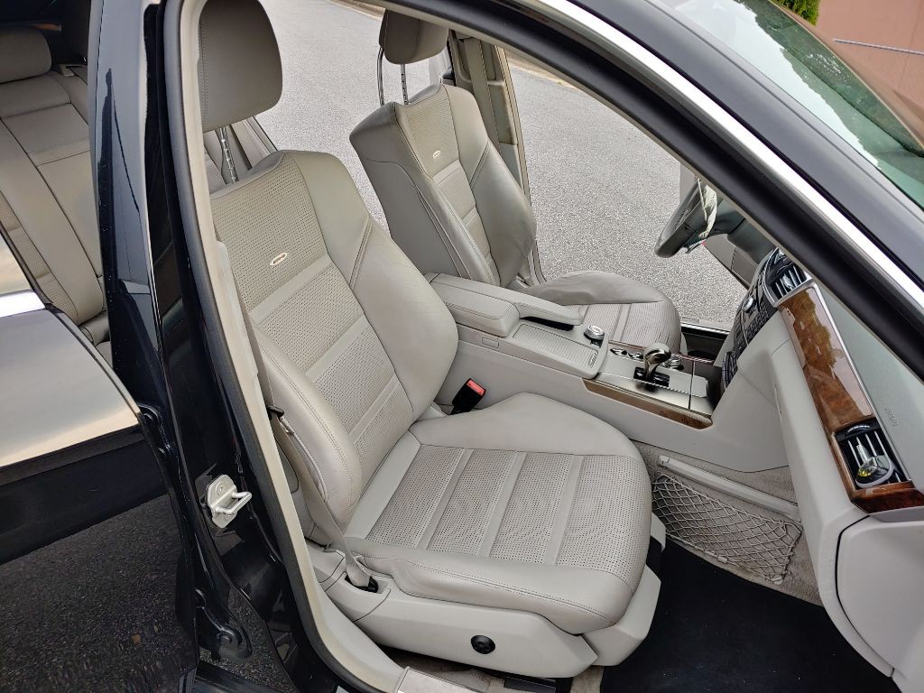 2010 Mercedes-Benz E-Class Image 60