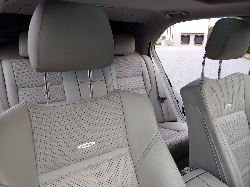 2010 Mercedes-Benz E-Class Image 72