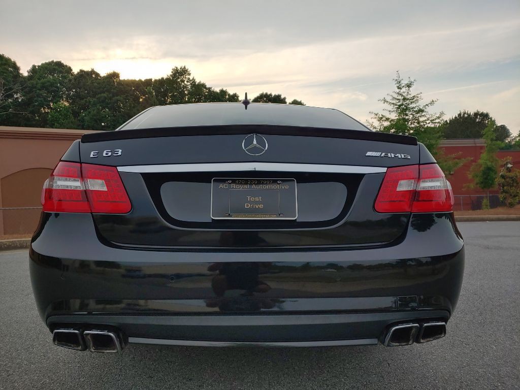 2010 Mercedes-Benz E-Class Image 80