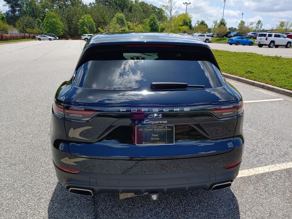 2021 Porsche Cayenne Image 9