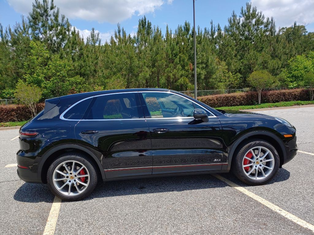 2021 Porsche Cayenne Image 55