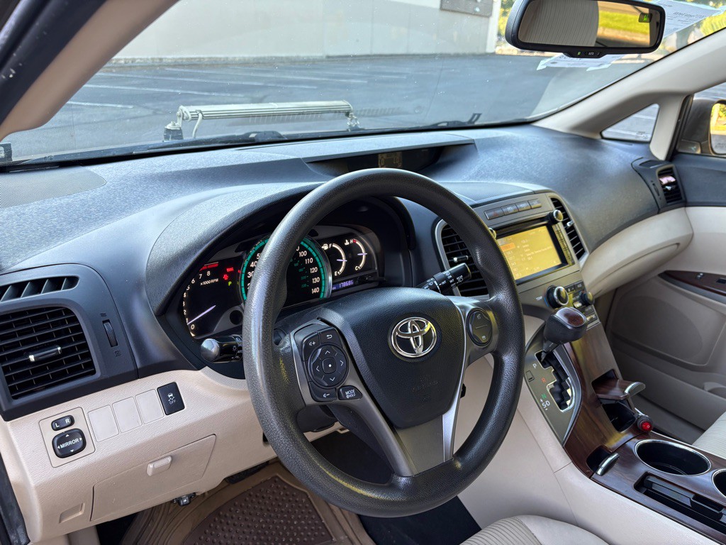 2013 Toyota Venza Image 11