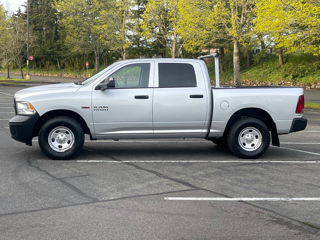 2013 RAM 1500 Image 2