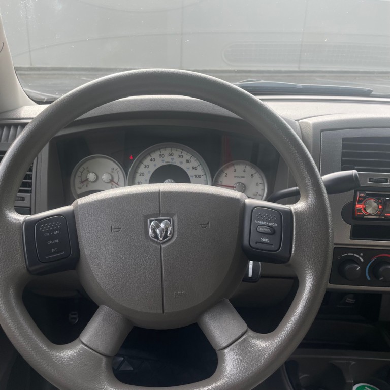 2007 Dodge Dakota Image 12