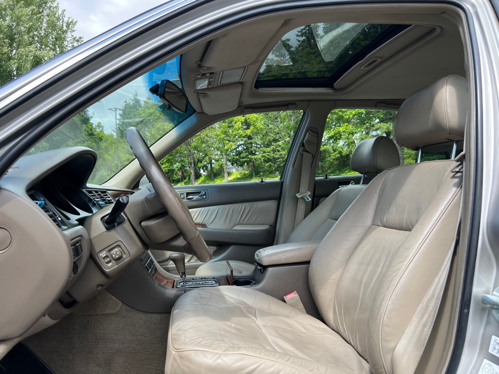 1996 Acura RL Image 9