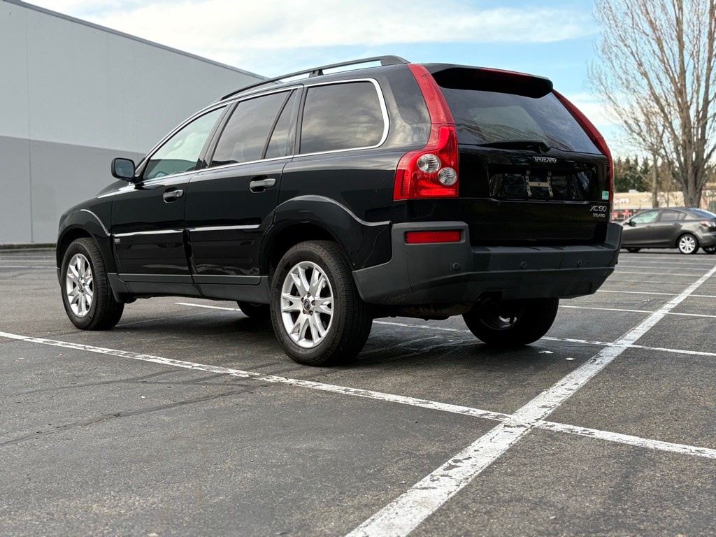 2004 Volvo XC90 Image 3