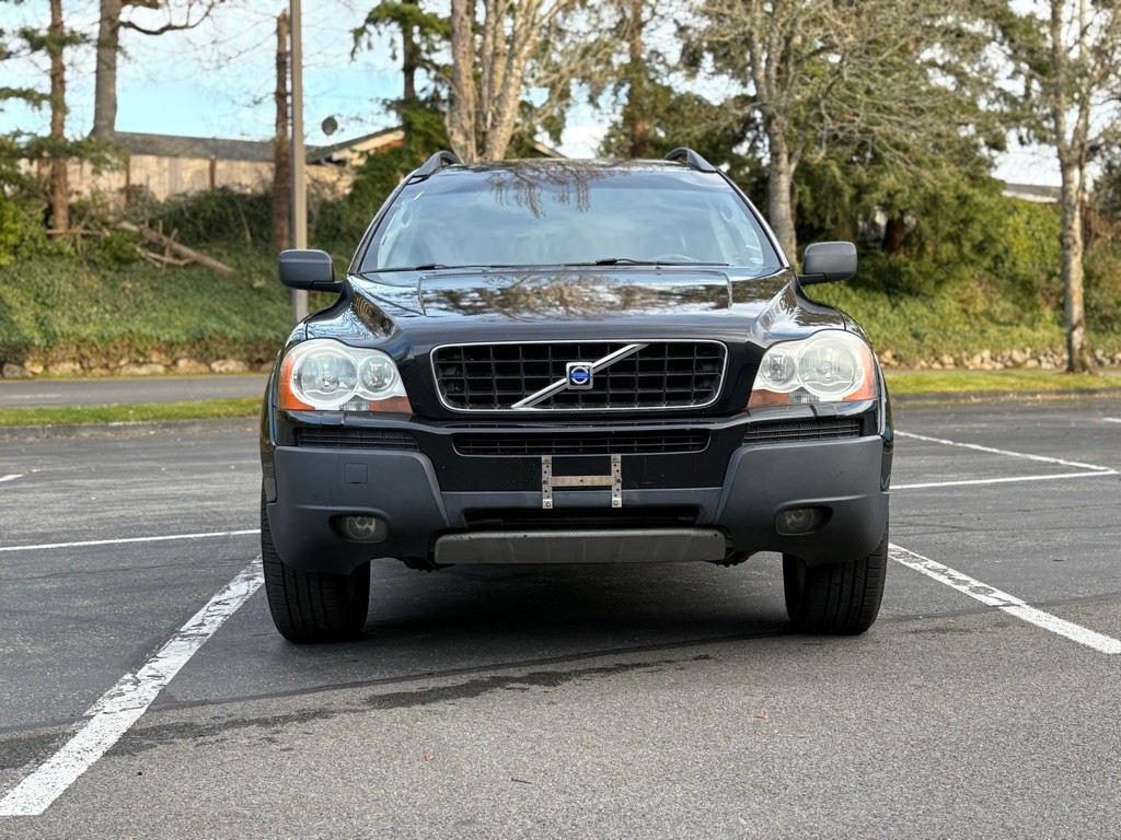 2004 Volvo XC90 Image 8