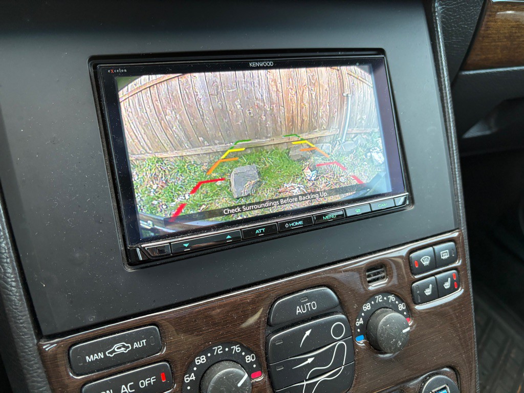 2004 Volvo XC90 Image 17
