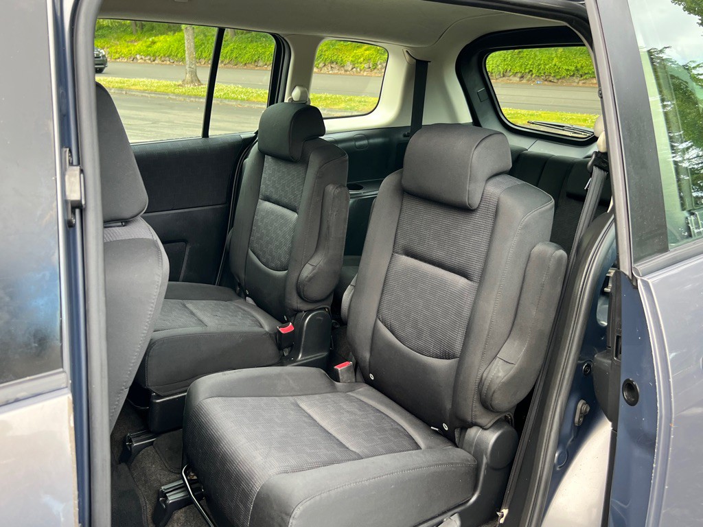2009 Mazda Mazda5 Image 15