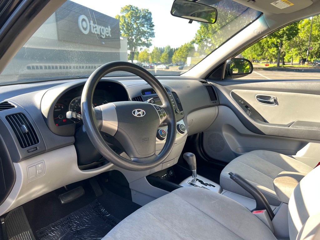 2010 Hyundai Elantra Image 10