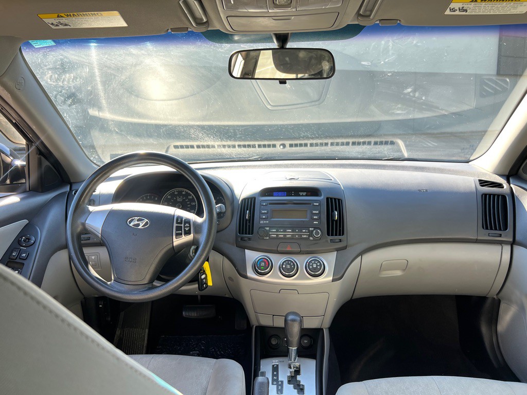 2010 Hyundai Elantra Image 11