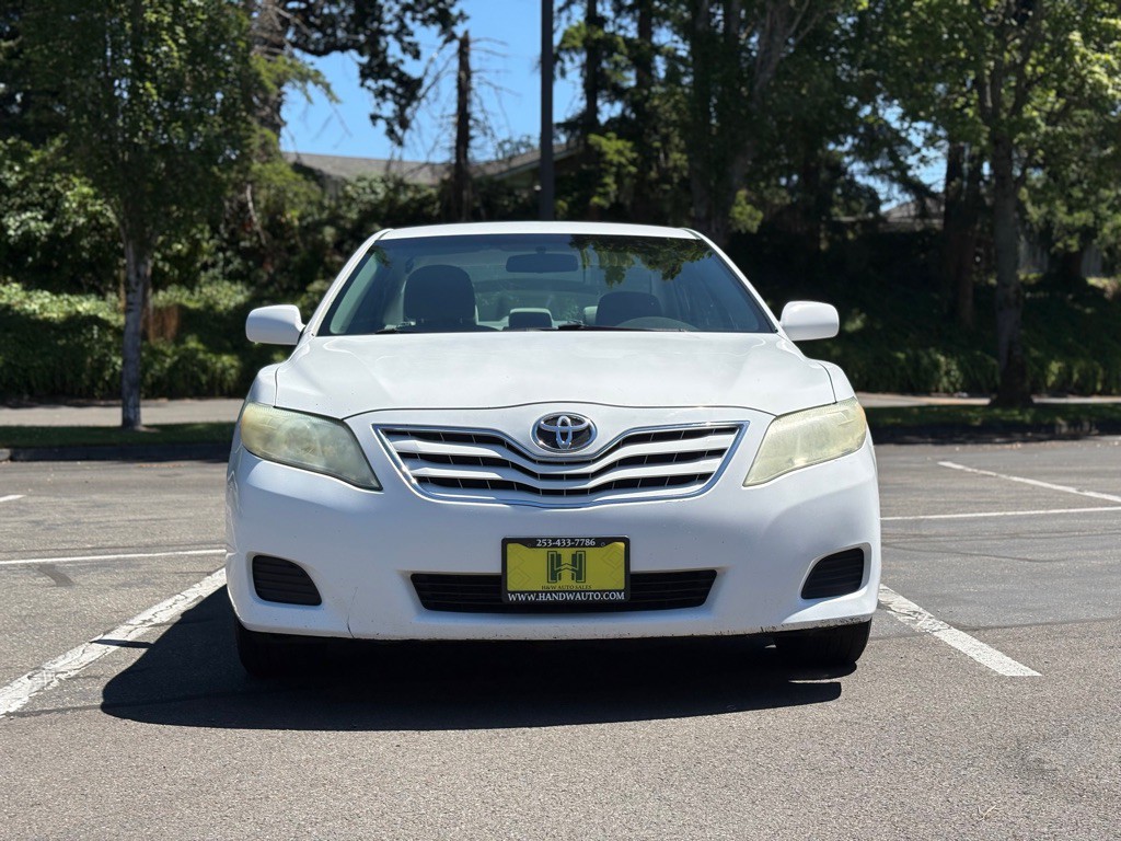 2011 Toyota Camry Image 8