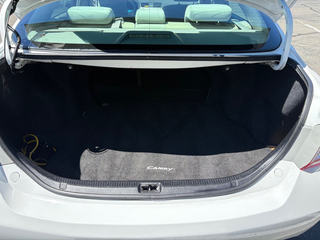 2011 Toyota Camry Image 15