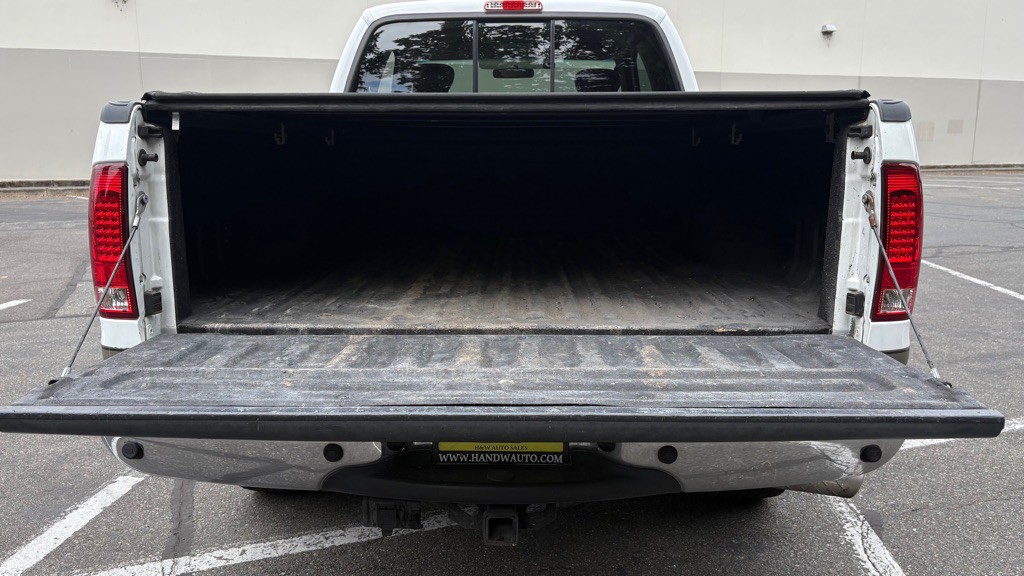 2004 Ford F-250 Image 17