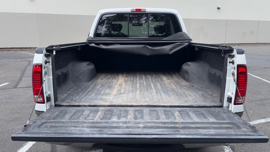 2004 Ford F-250 Image 18