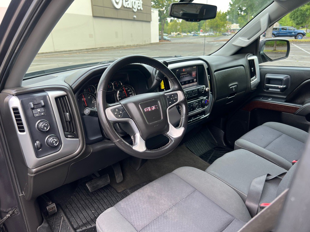 2015 GMC Sierra Image 10