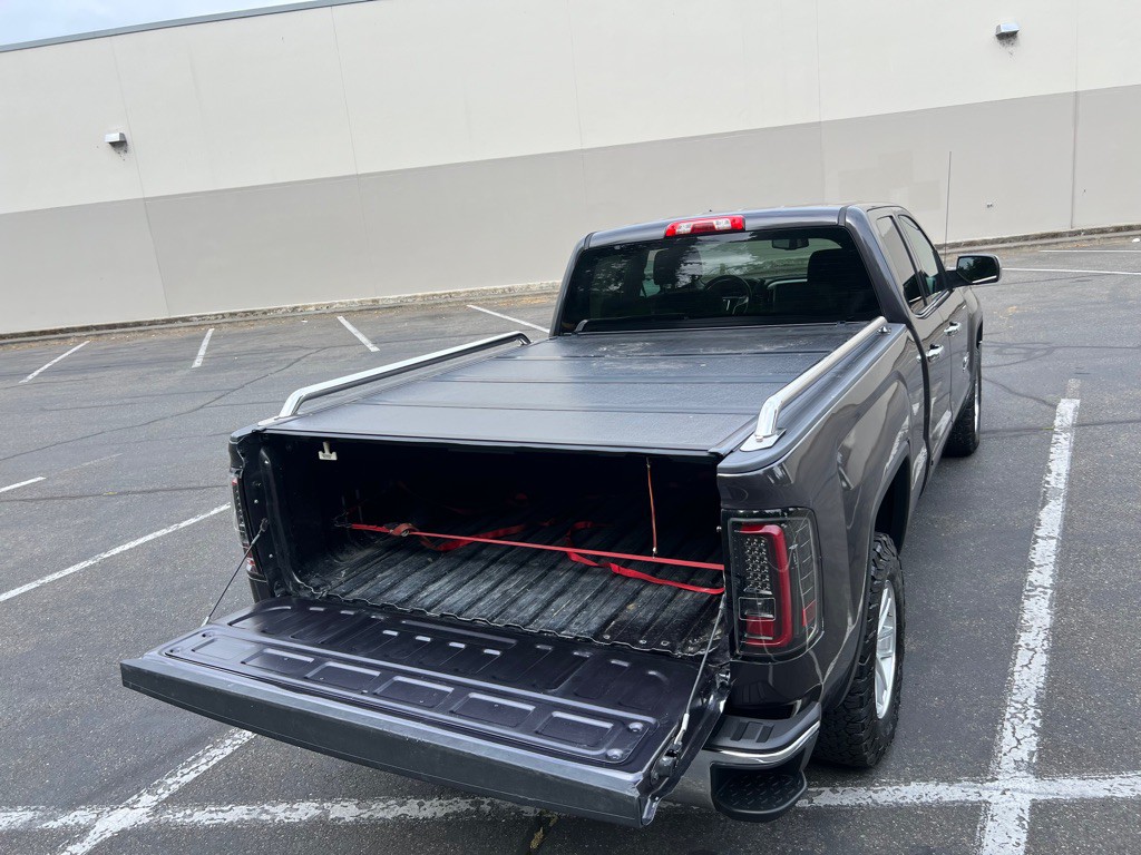 2015 GMC Sierra Image 16