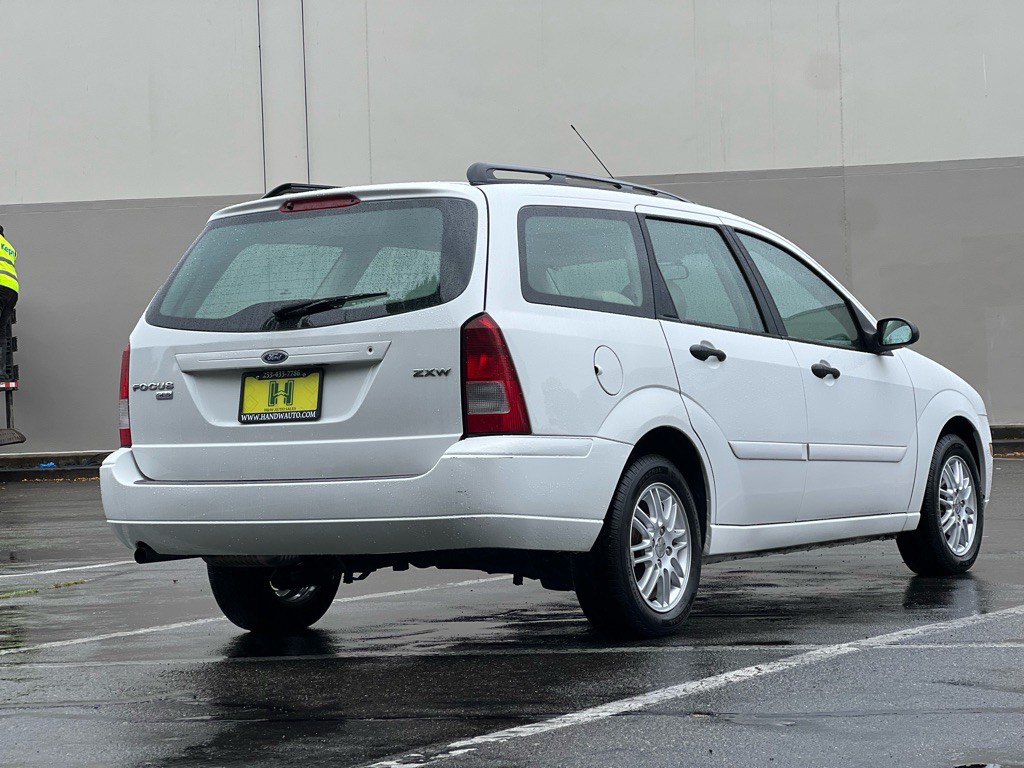 2005 Ford Focus Image 5