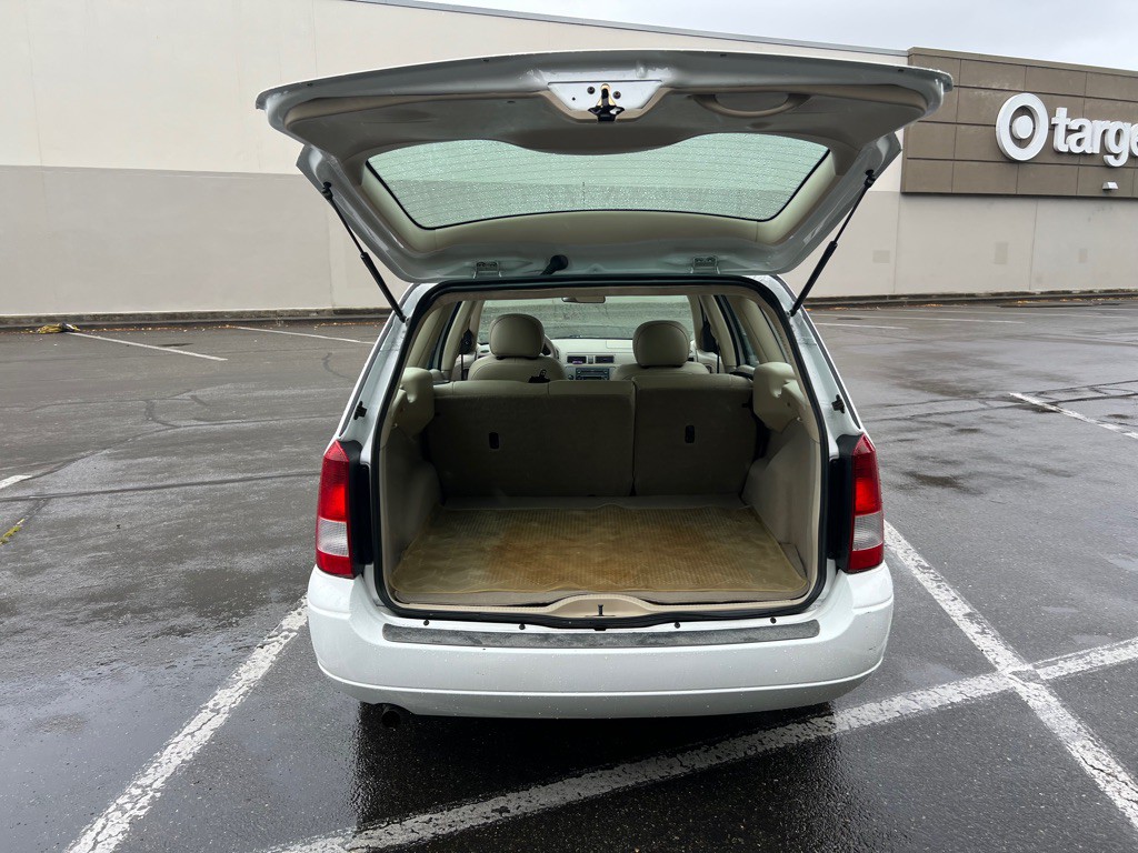 2005 Ford Focus Image 16