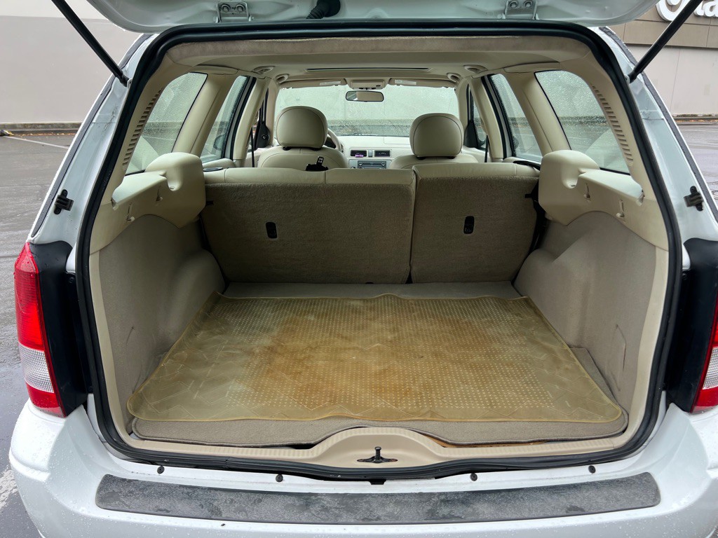 2005 Ford Focus Image 17