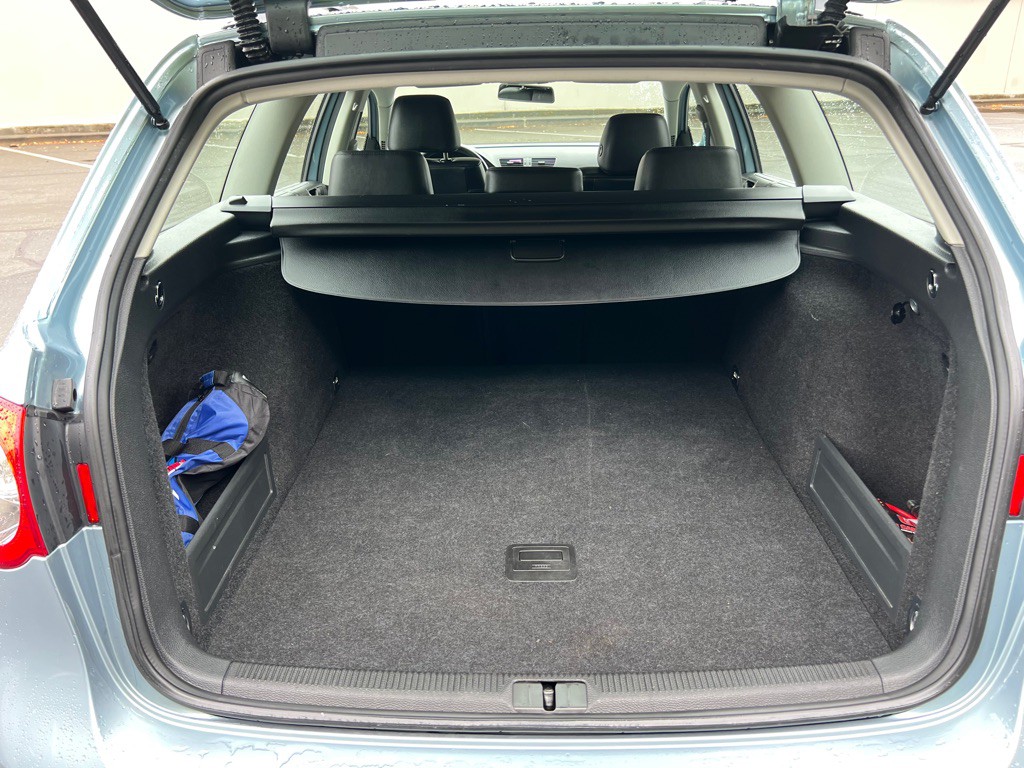 2008 Volkswagen Passat Image 17