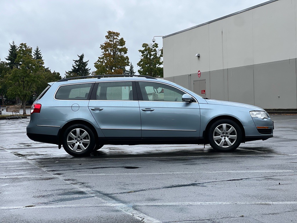 2008 Volkswagen Passat Image 6